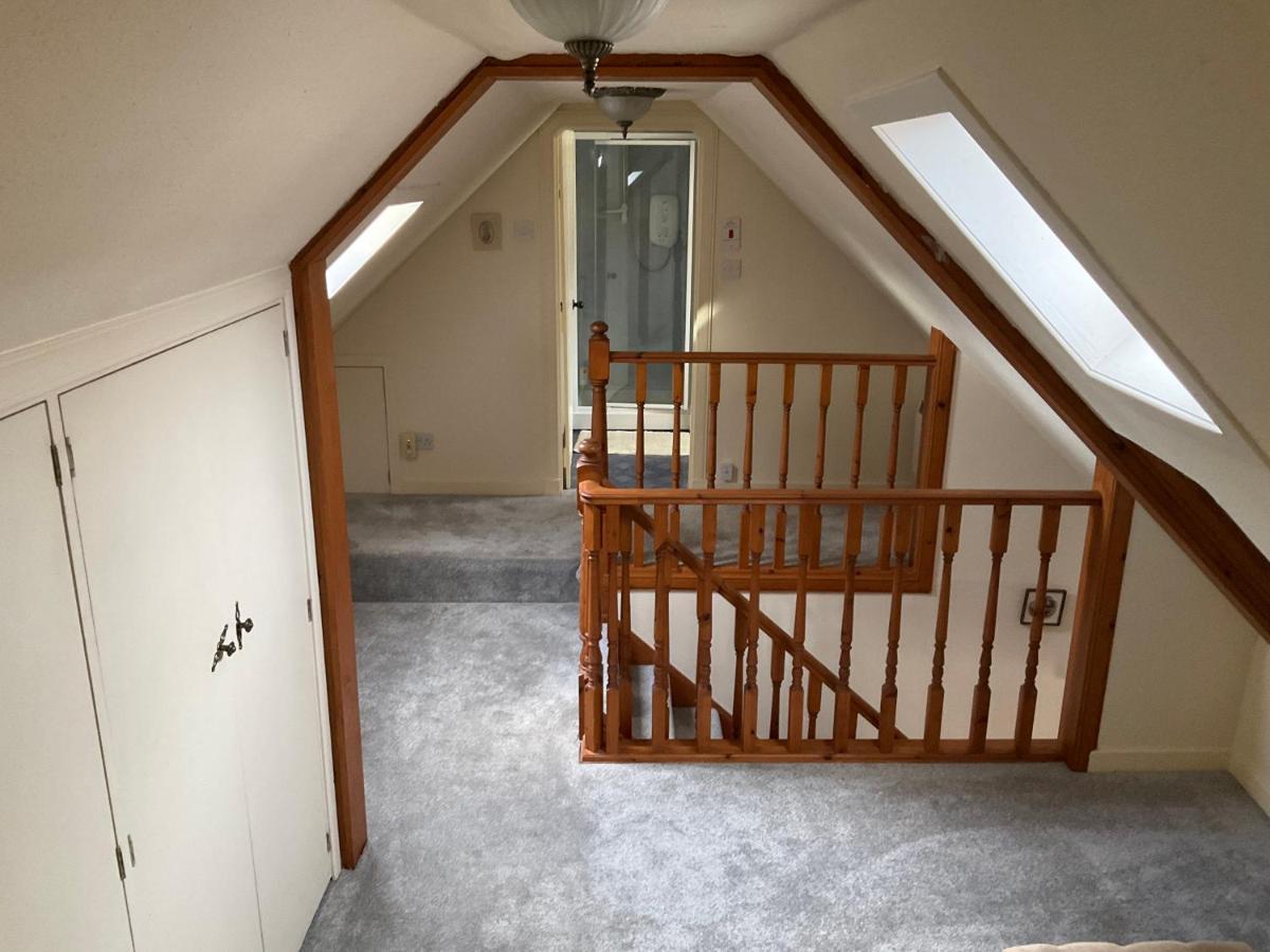 Three-Bedroom Old Cottage Free Parking Ίνβερνες Εξωτερικό φωτογραφία