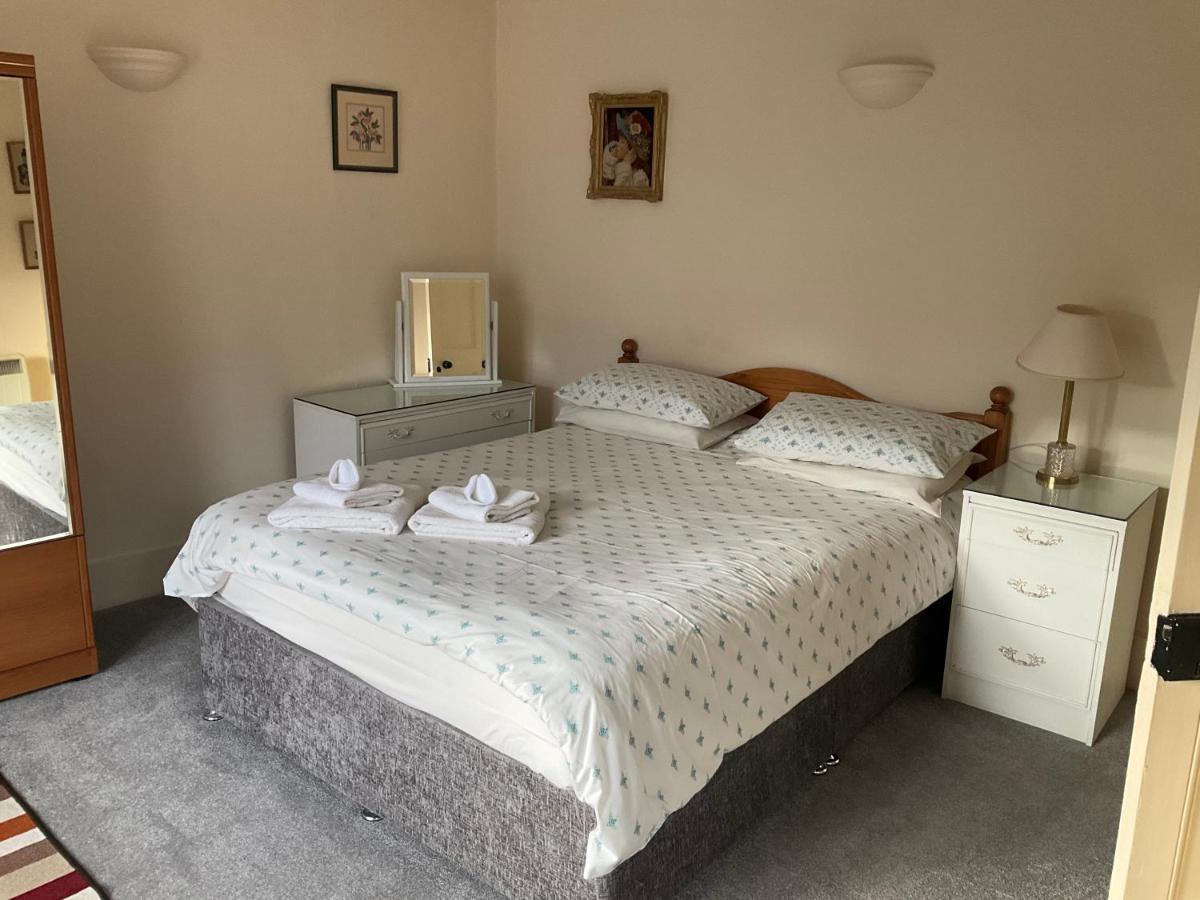 Three-Bedroom Old Cottage Free Parking Ίνβερνες Εξωτερικό φωτογραφία